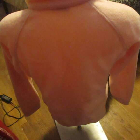 COLUMBIA BABY PINK ZIP FRONT SWEATSHIRT XL KIDS OR SMALL WOMAN WORN ONCE - Picture 1 of 3